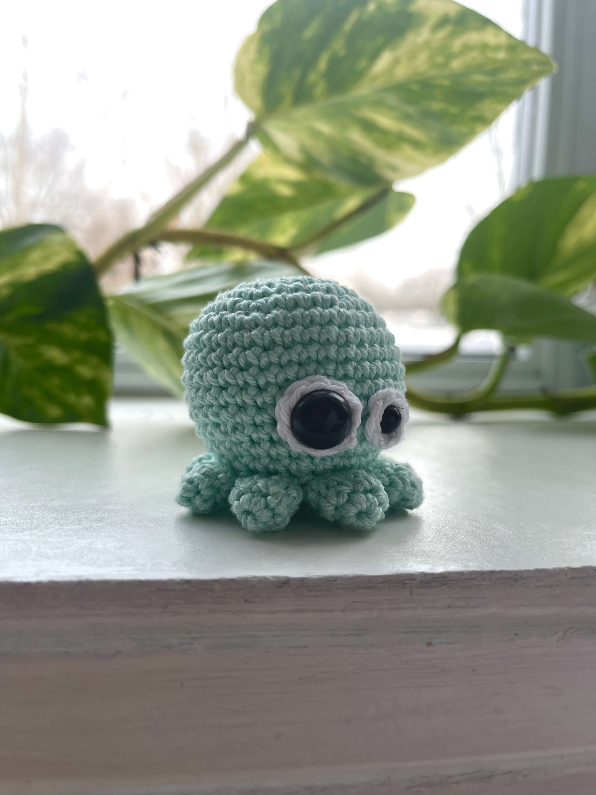 Mint Crochet Amigurumi Cockeyed Octopus plush toy keychain