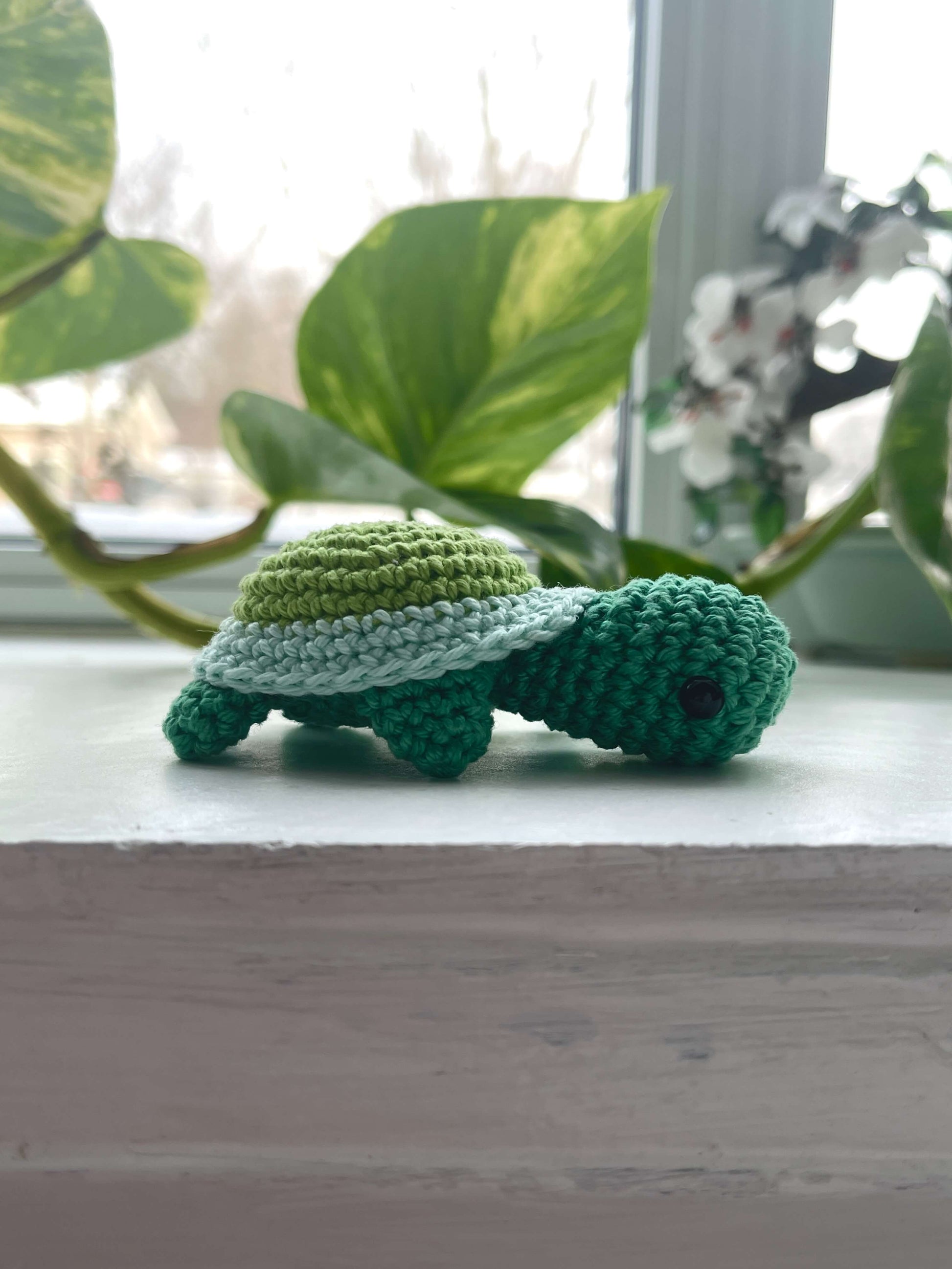 Green Crochet Amigurumi Turtle plush toy keychain