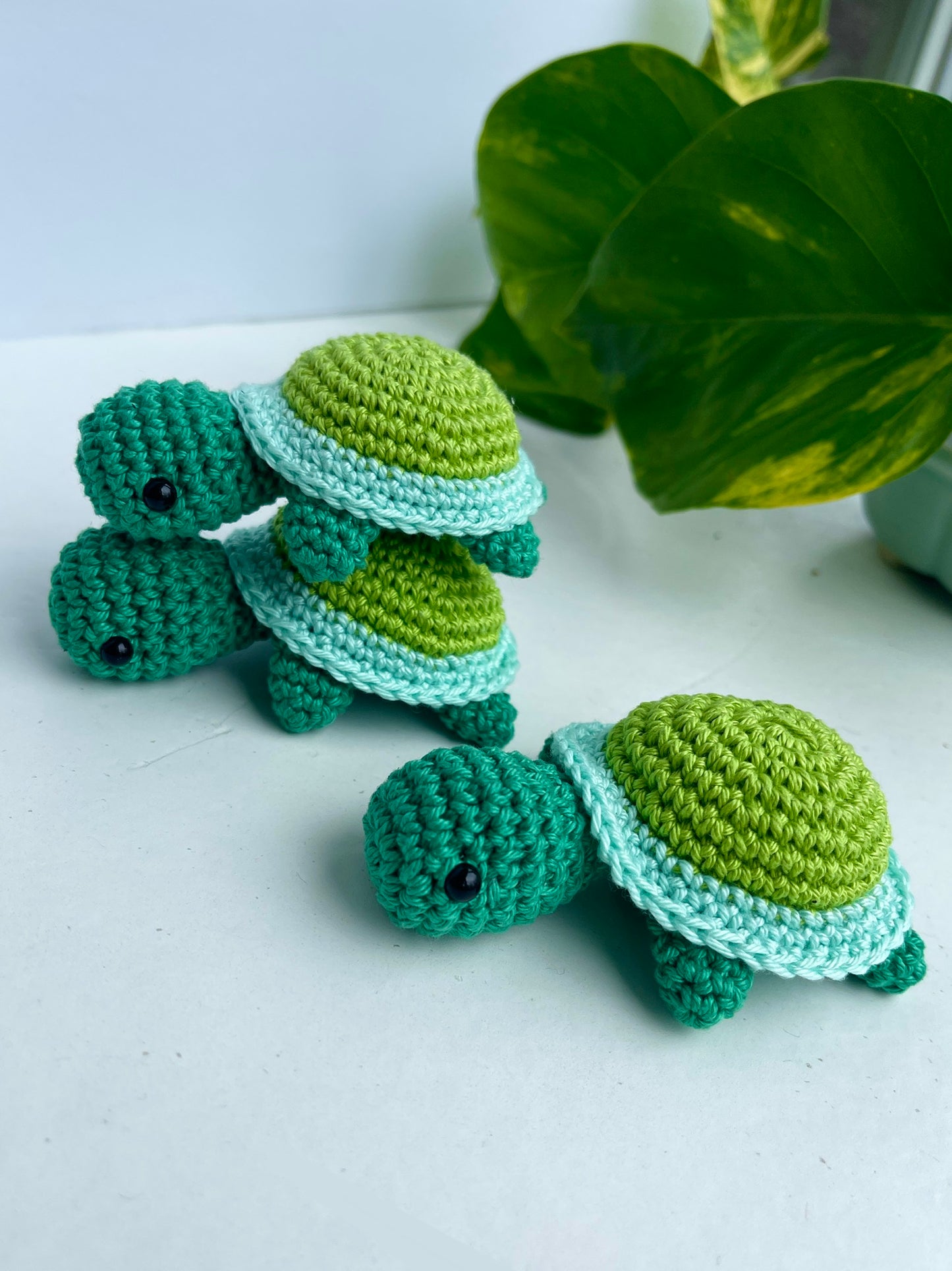 Green Crochet Amigurumi Turtle plush toy keychain